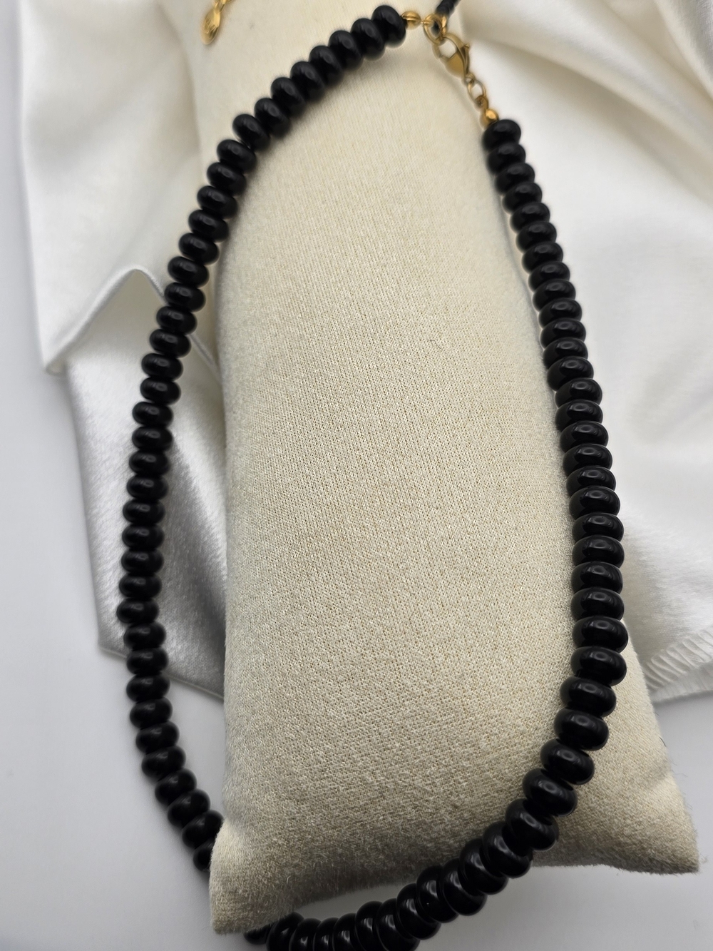 Mayamar Black Agate Beaded Choker Necklace